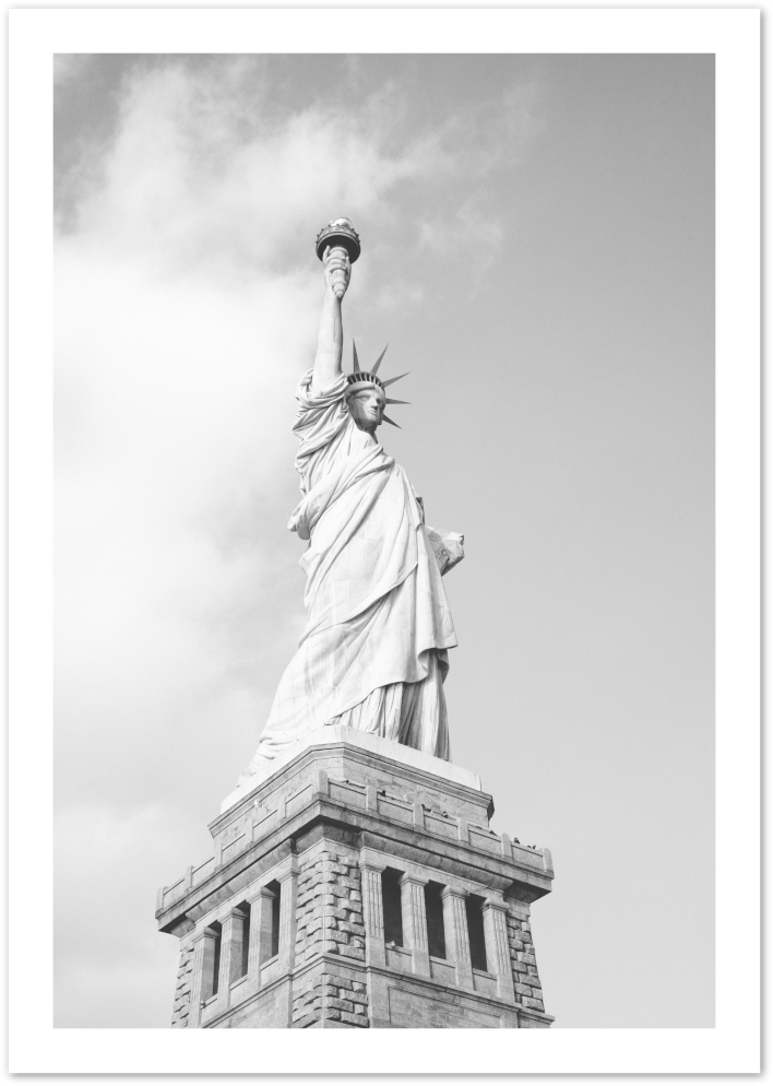 Posterux© | Statue of Liberty – Black & White Photography Print poster – premium wall art