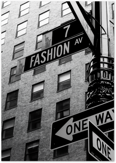 Fashion Avenue Poster – Black and White New York Street Print | Posterux